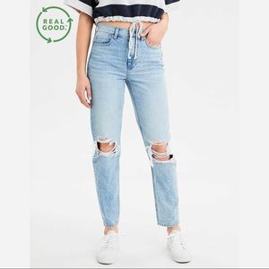 AE Mom Jean Uber Cool